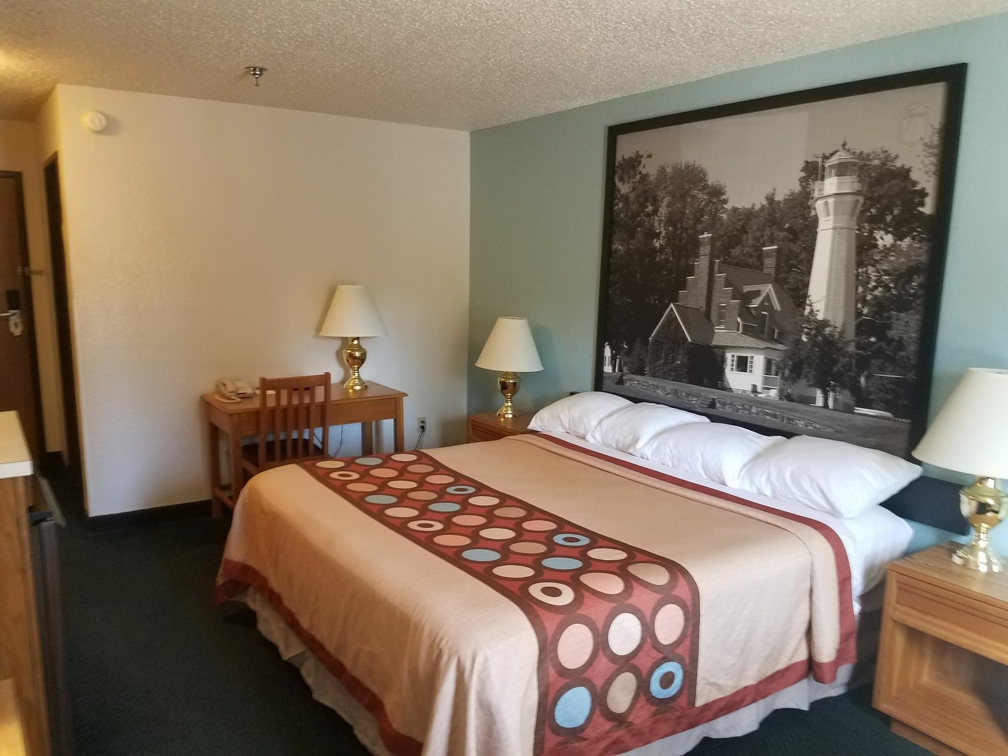 Super 8 By Wyndham Houghton Lake Exterior photo
